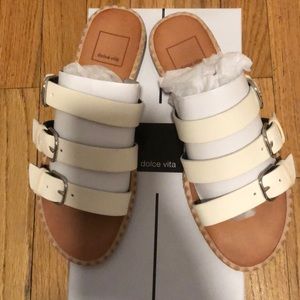 Dolce Vita Para sandals size 6.5